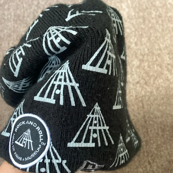 Rock and Roll hall of fame and museum beanie - Picture 4 of 9